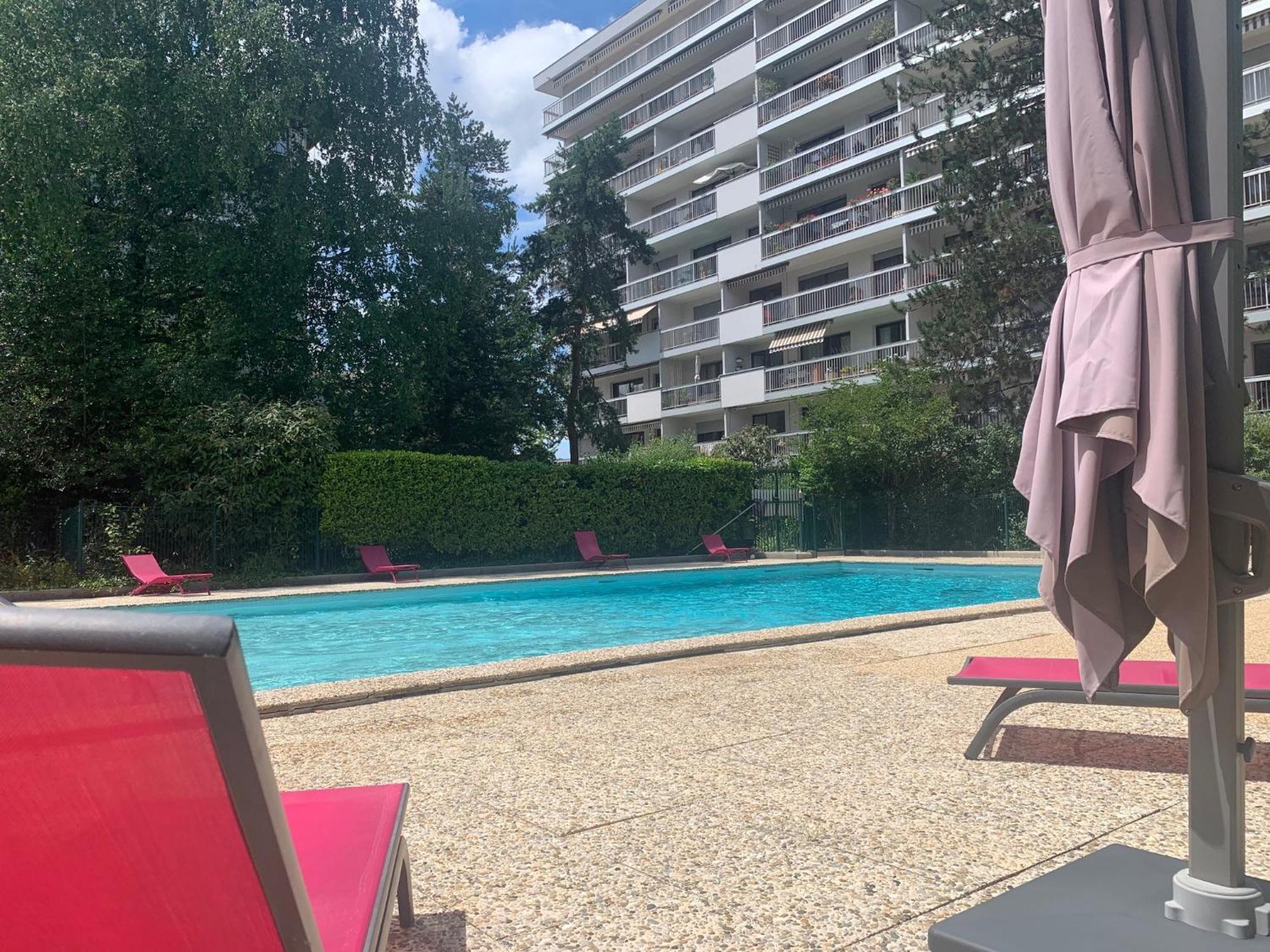 Kusmi Love Piscine Proche Du Lac Annecy Exterior photo