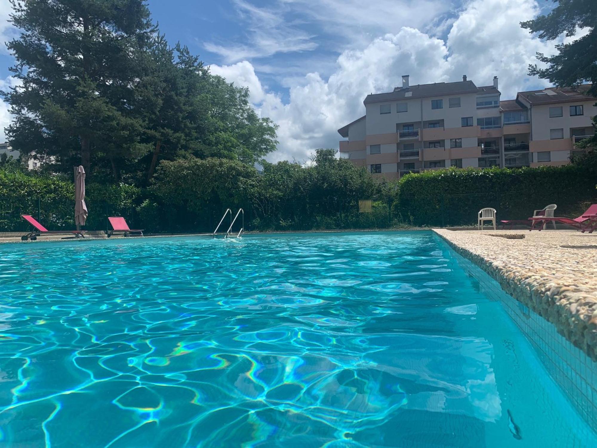 Kusmi Love Piscine Proche Du Lac Annecy Exterior photo